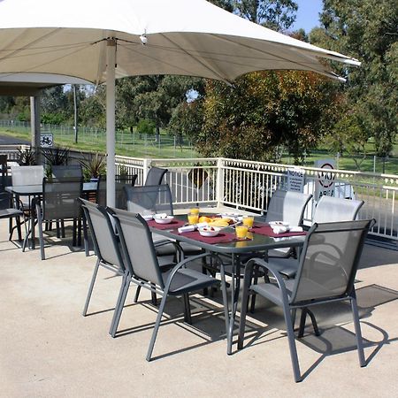 Golf Links Motel Тамуорт Экстерьер фото