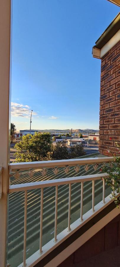 Golf Links Motel Тамуорт Экстерьер фото