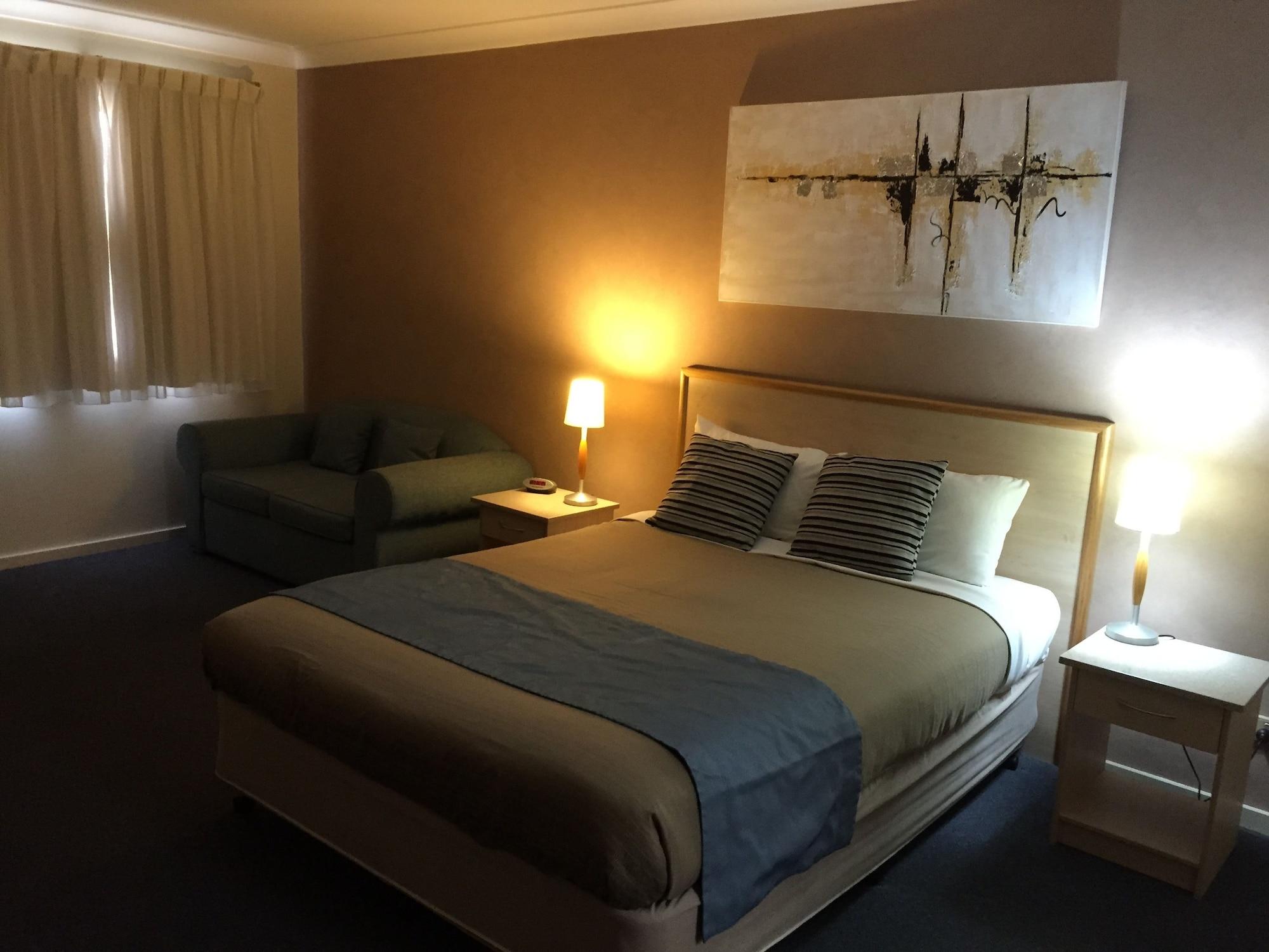 Golf Links Motel Тамуорт Экстерьер фото