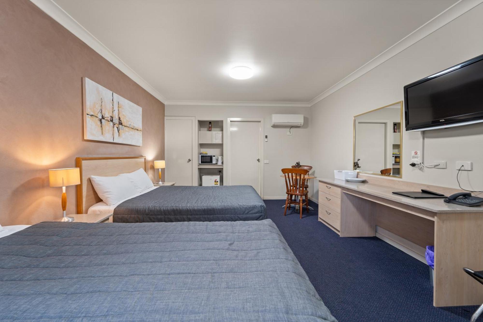 Golf Links Motel Тамуорт Экстерьер фото
